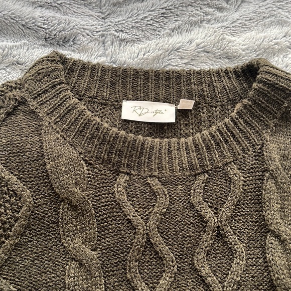 Sweater dress - Picture 3 of 3